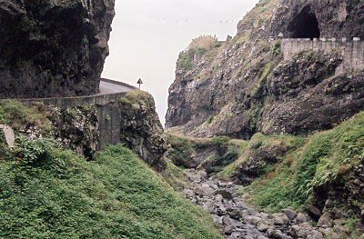 Routes et tunels de Madre par Ph. RIS